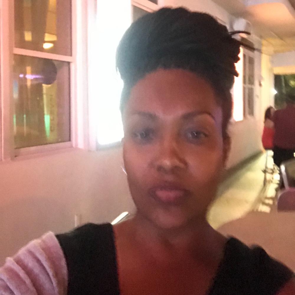 Meet your Posher, Shawnell